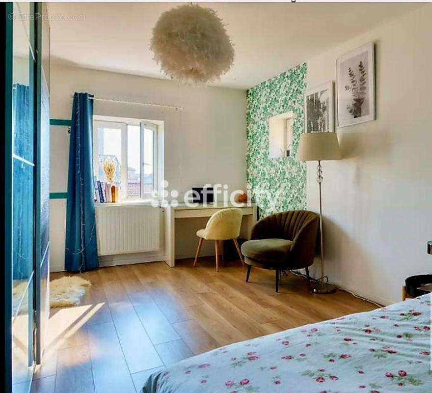 Maison à CHAZAY-D'AZERGUES