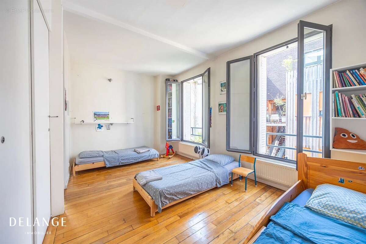 Ivry-Sur-Seine - Maison Individuelle 5P 146 m² - photo 9