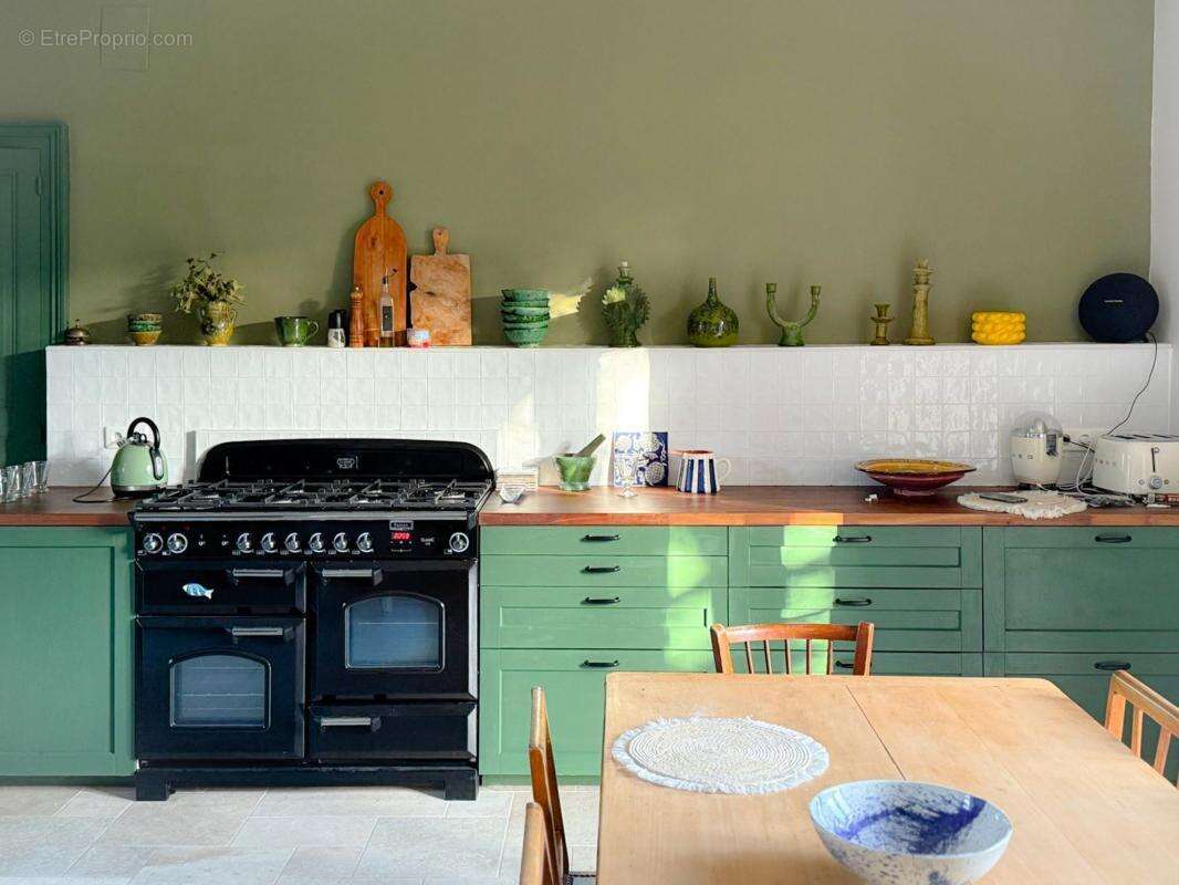 Maison à NEUILLE-PONT-PIERRE