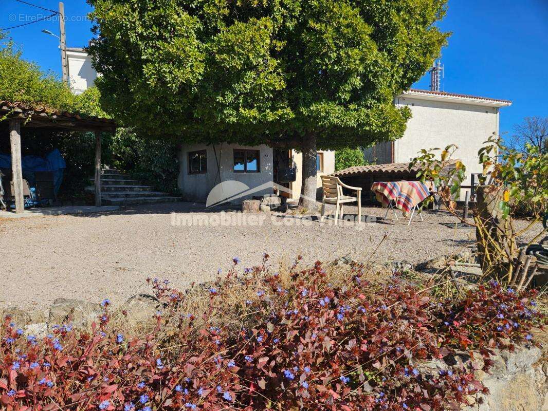 Maison à BERRE-LES-ALPES