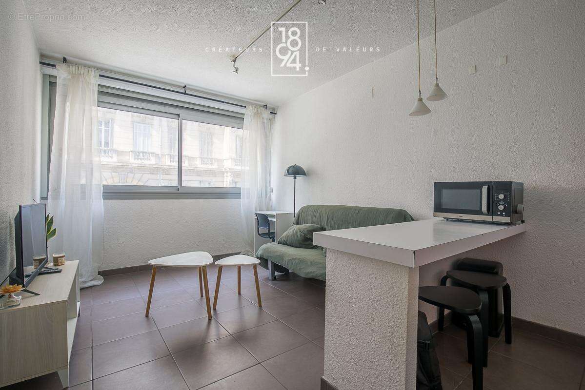 Appartement à MARSEILLE-8E