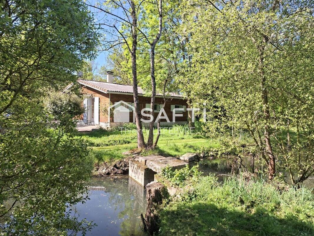 Photo 1 - Maison à MIGNE-AUXANCES