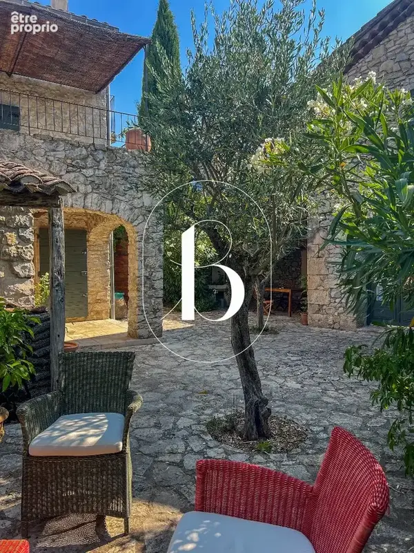 Maison 6 pièces 125 m² à vendre à Lussan (30580) - photo 3