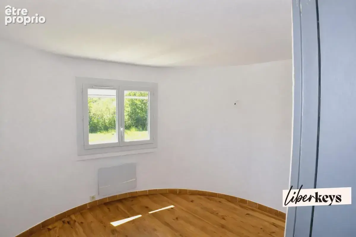 Au calme absolu et dans un parc arboré, propriété 2 habitations, dépendances - photo 12
