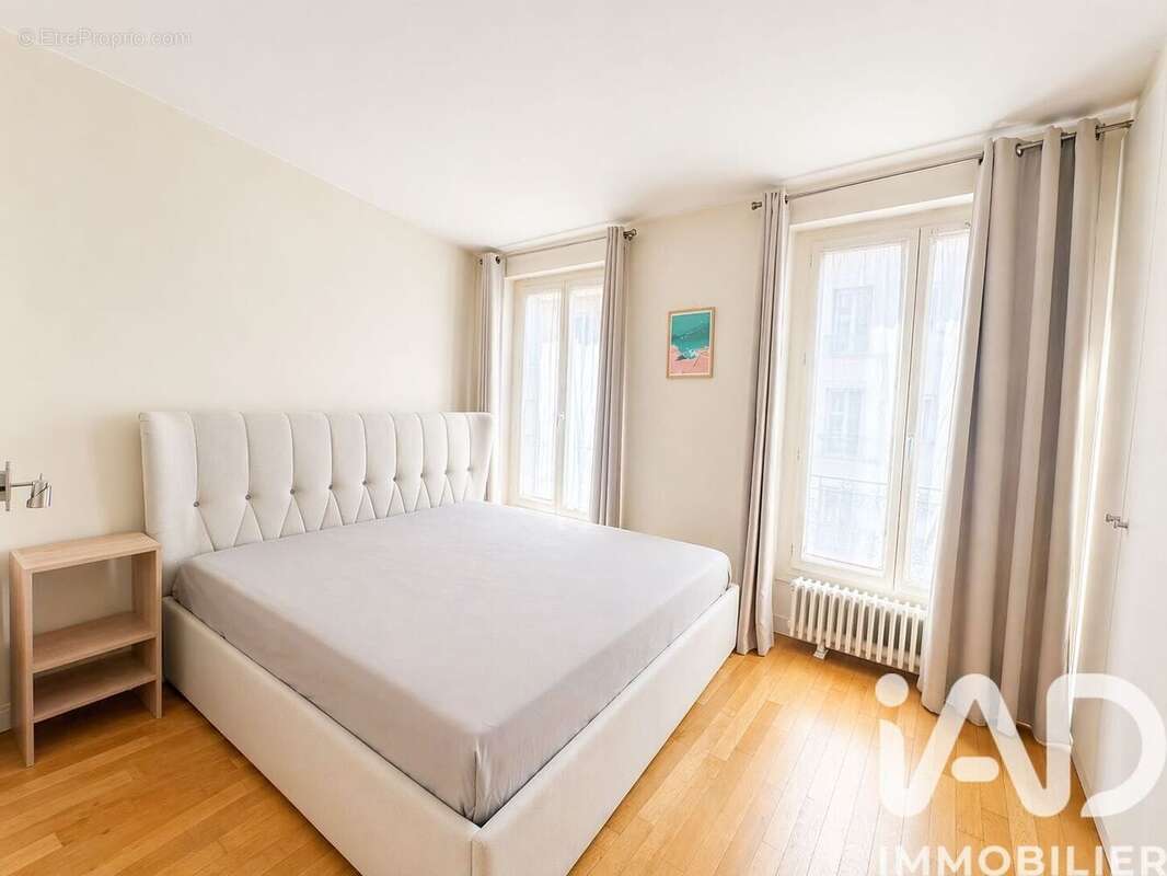 Photo 3 - Appartement à PARIS-15E