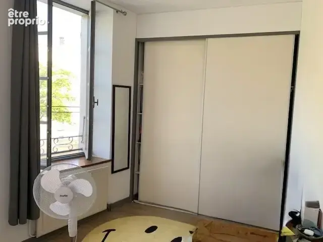 NIORT - Ensemble immobilier loué + Une maison et un appartement T2 + garage - photo 11