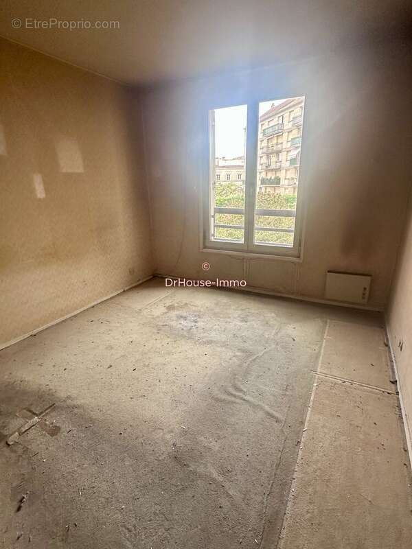 Appartement 81 m² à Sannois  - photo 21