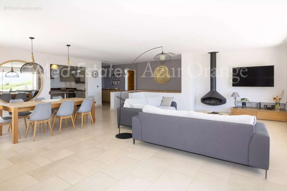 Rare - Sainte-Maxime - Villa vue mer panoramique  - 5 chambres - photo 5