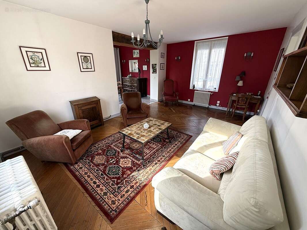 Maison à LE NEUBOURG