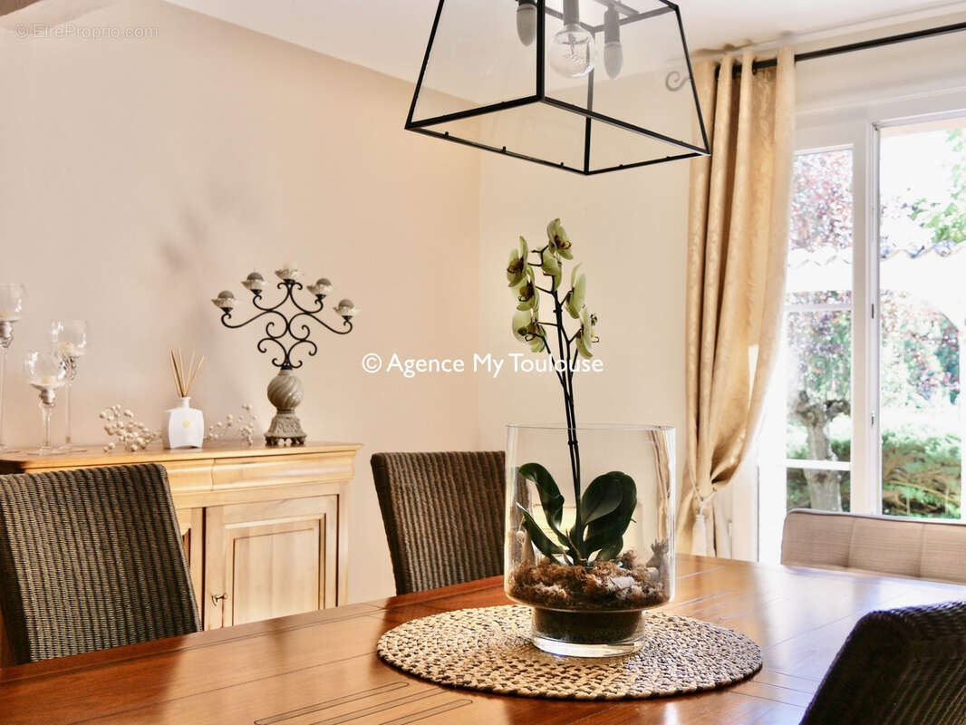 Maison à MONTASTRUC-LA-CONSEILLERE