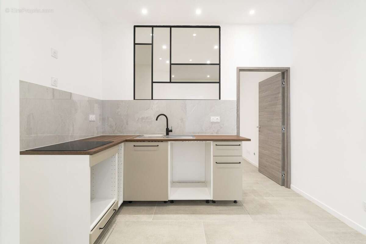 Appartement à MARSEILLE-8E