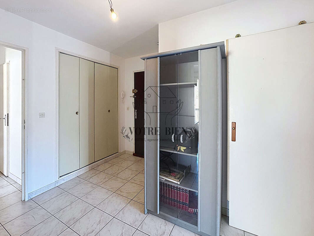 Appartement Manosque 4 pièce(s) 83.05 m2 - TERRASSE - CAVE - STATIONNEMENT - photo 8