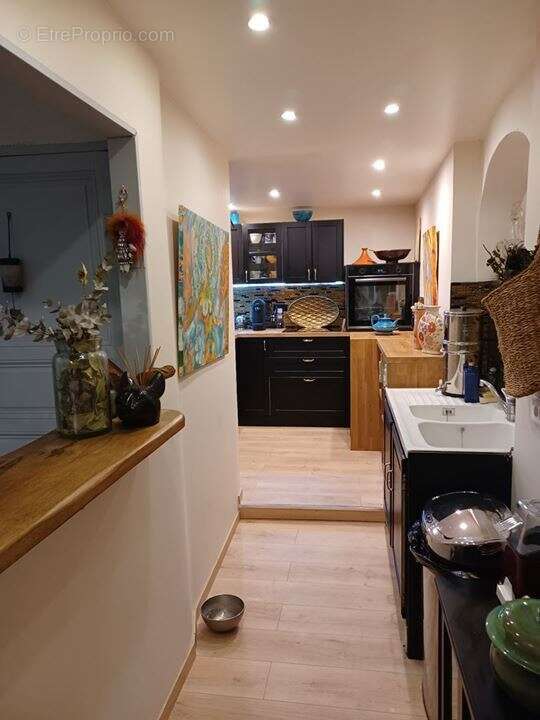 Maison 90 m² à Regusse  - photo 9
