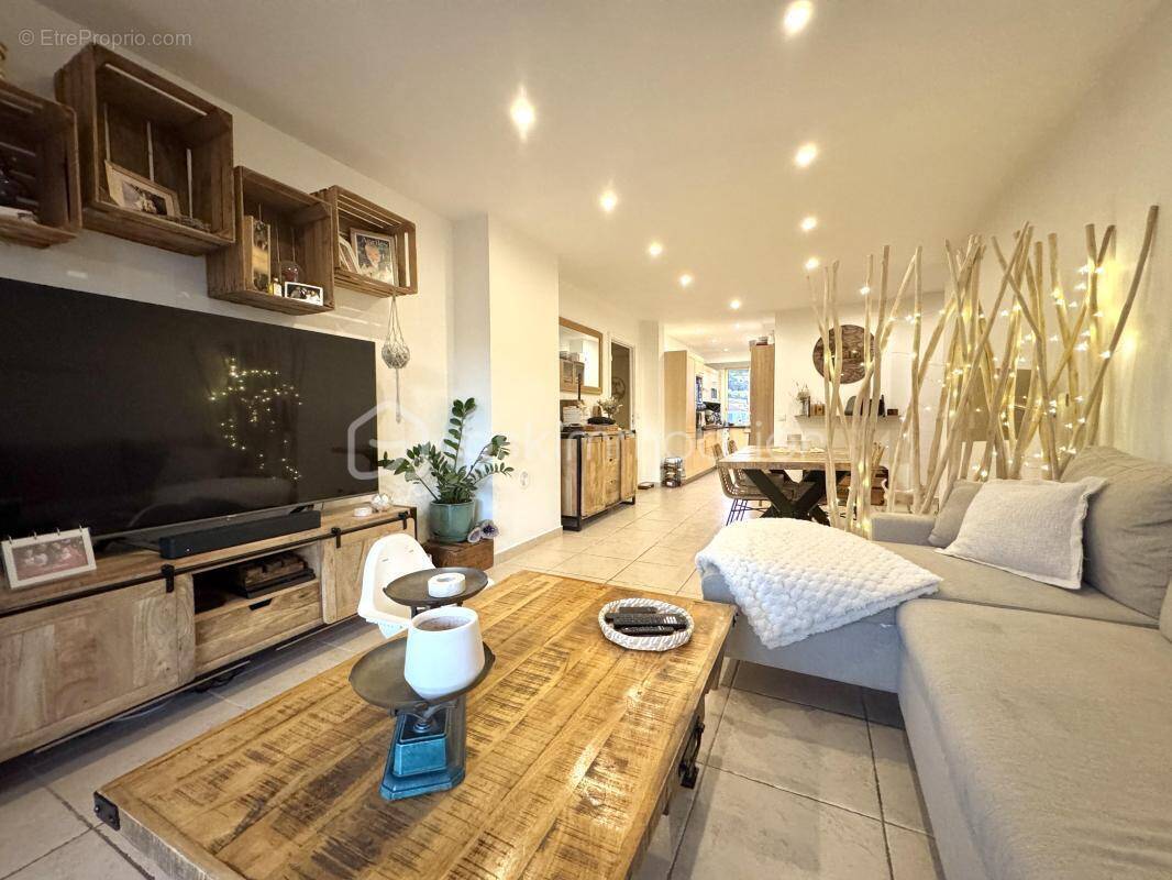 Appartement à LE CANNET