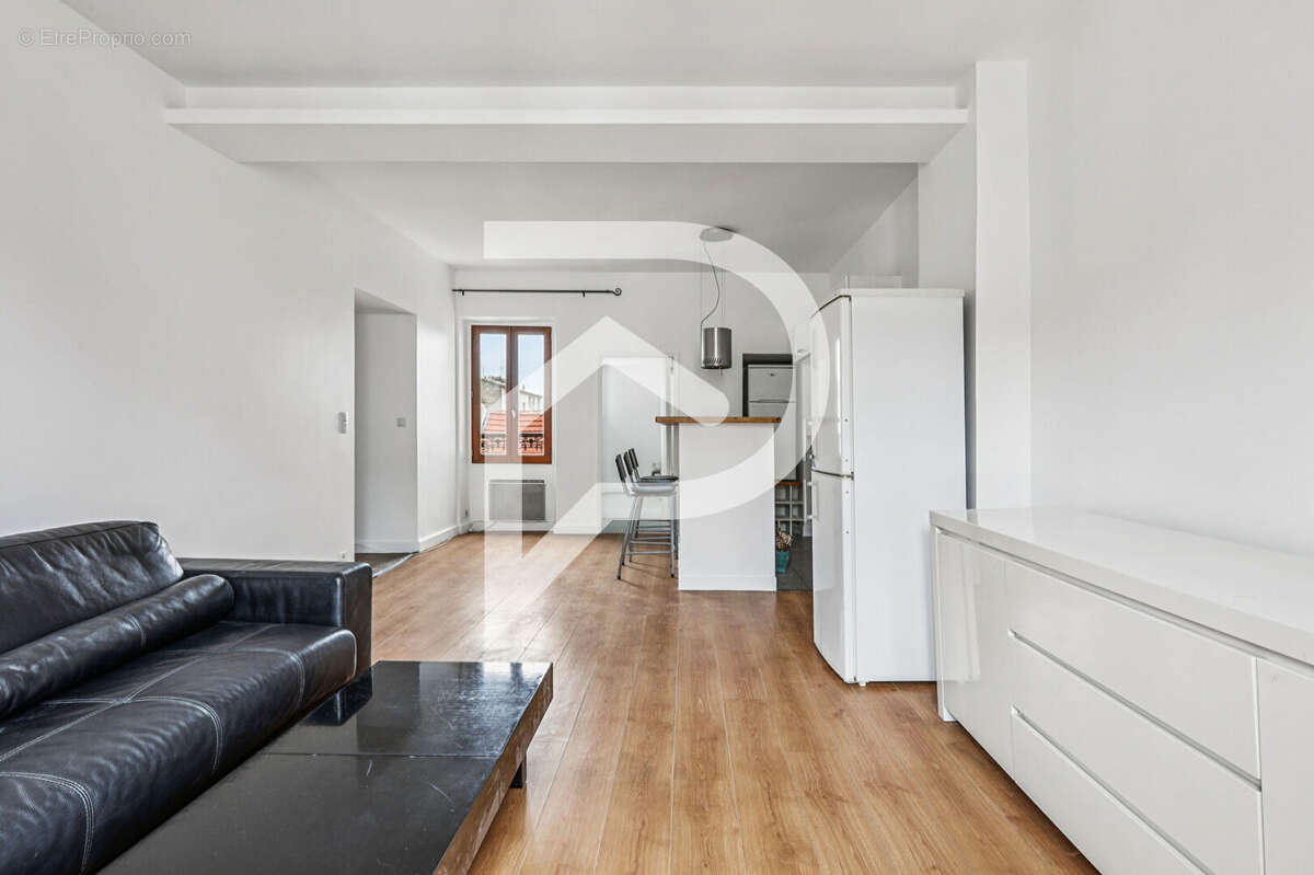 Appartement à COLOMBES