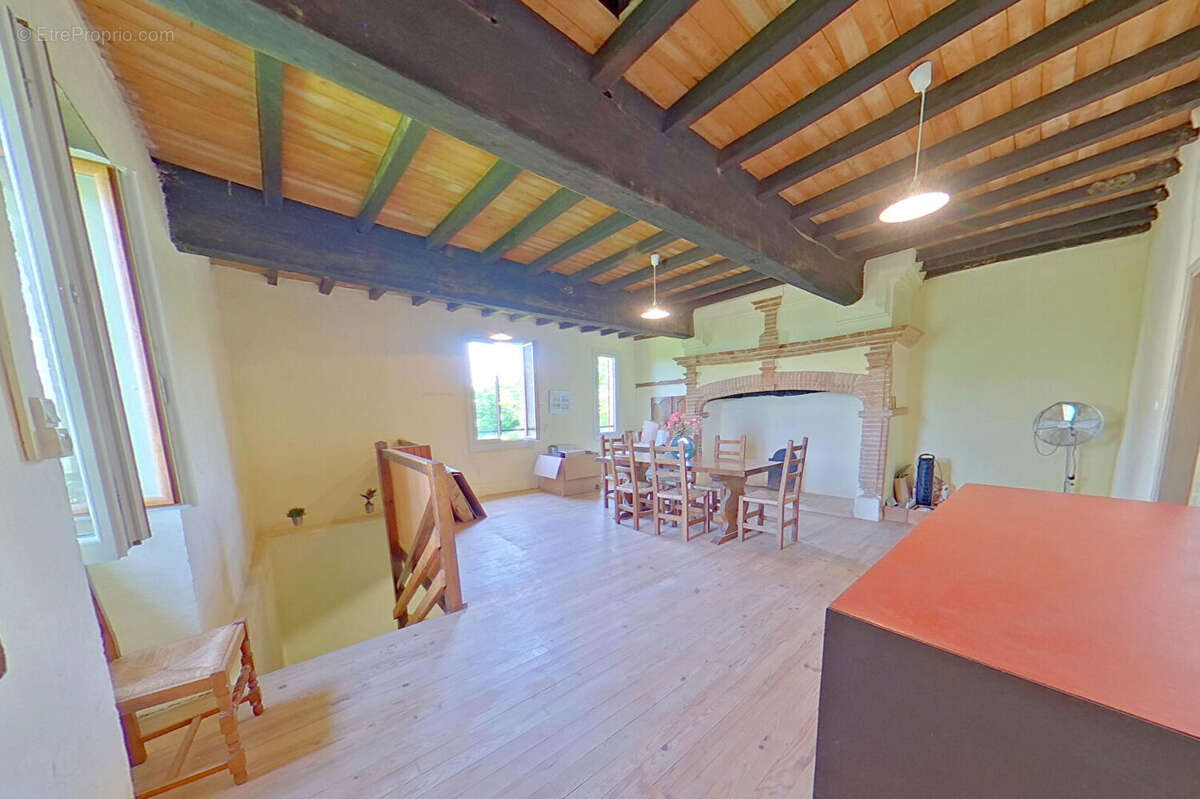 Maison Montalzat - photo 9