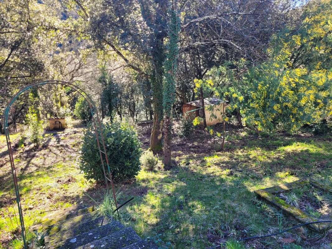 Maison à SAINT-SEBASTIEN-D'AIGREFEUILLE