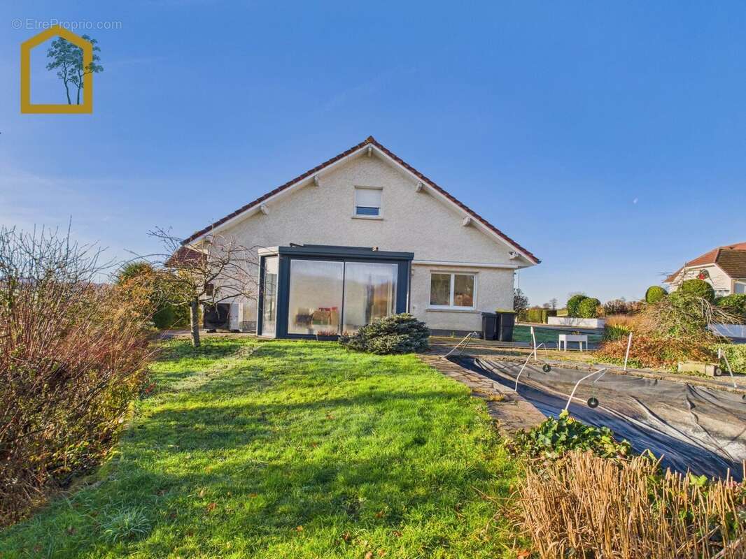 Maison à VANDONCOURT