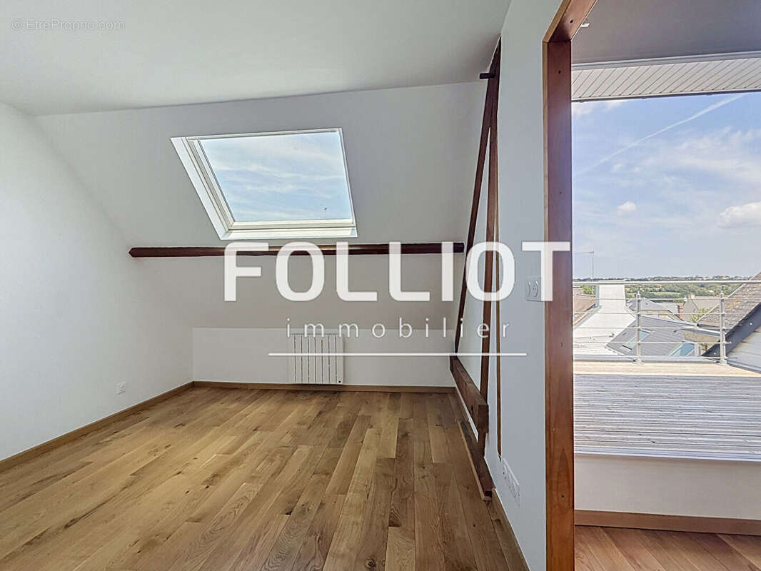 A Vendre  Appartement de charme style loft ? Dernier étage ? Terrasse et vue dégagée ? Coeur de Barneville-Carteret - photo 12