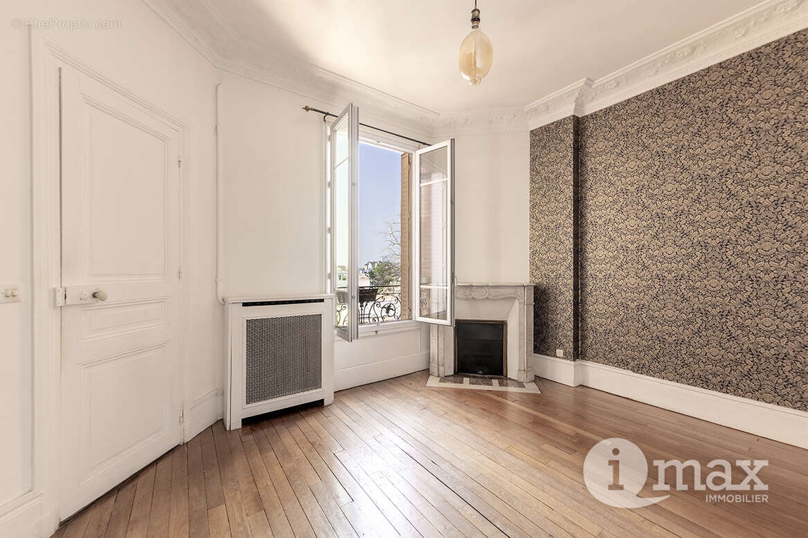 Appartement à BOIS-COLOMBES