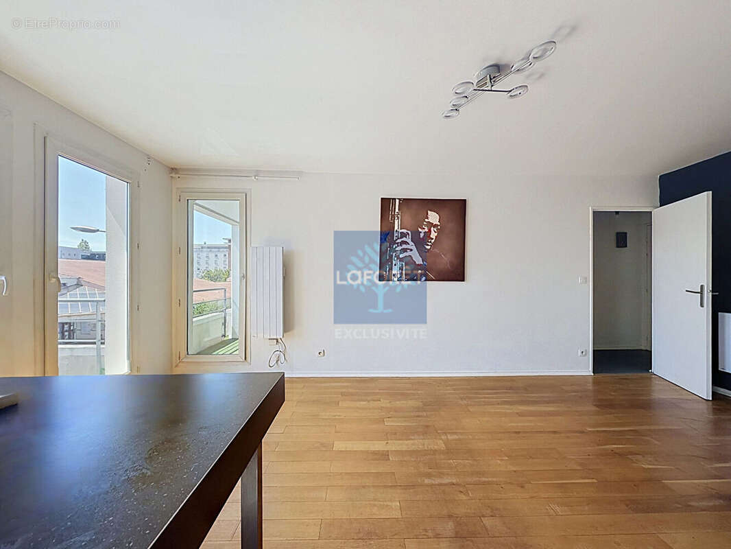 Cergy (95) - appartement 3 pieces  avec balcon et terrasse - photo 7