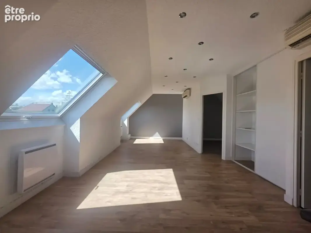Appartement à CHENOVE