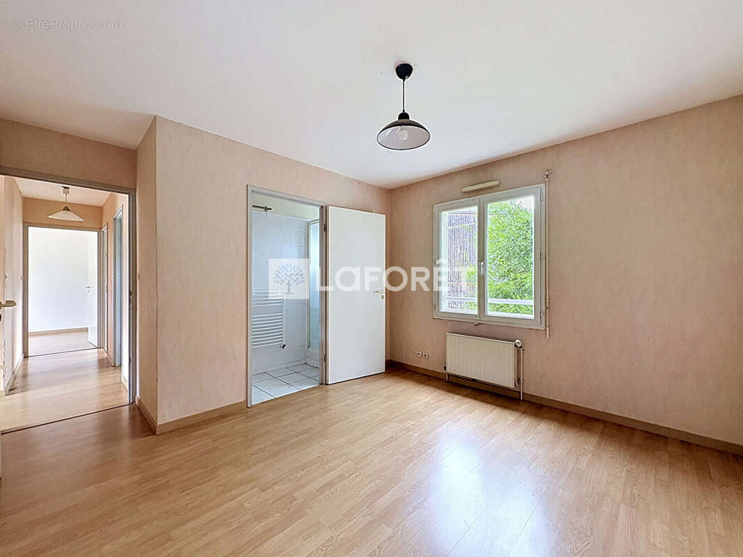 Maison Bordeaux Caudéran 5 pièce(s) 105m2 . - photo 9