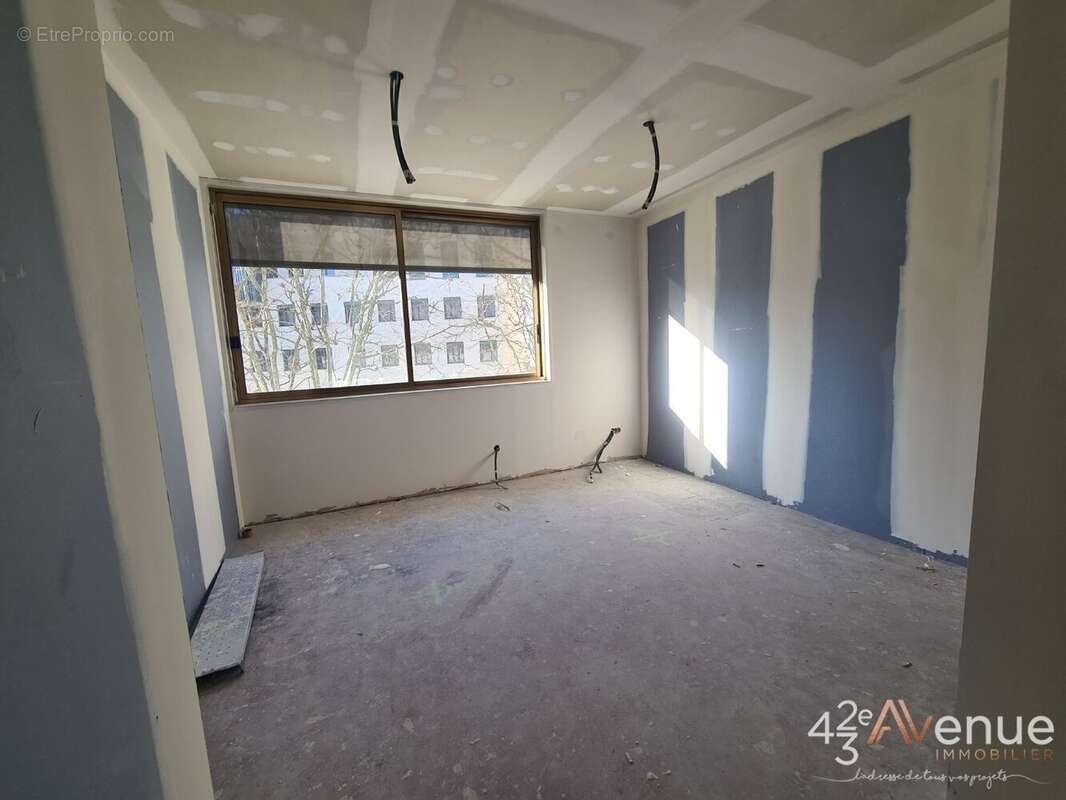 Appartement à SAINT-ETIENNE