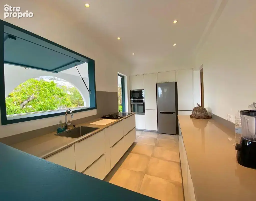 Maison + piscine Le Diamant 4 pièce(s) 184.64 m2 À Vendre - photo 4