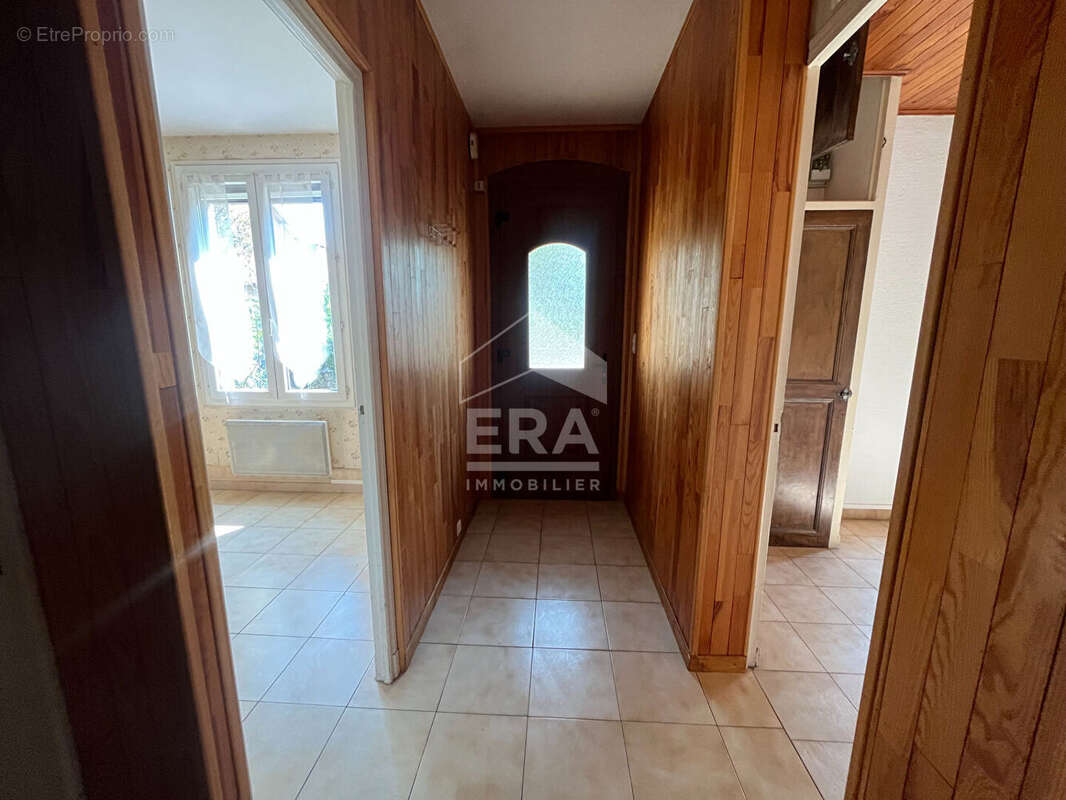 Maison à CHATEAU-ARNOUX-SAINT-AUBAN