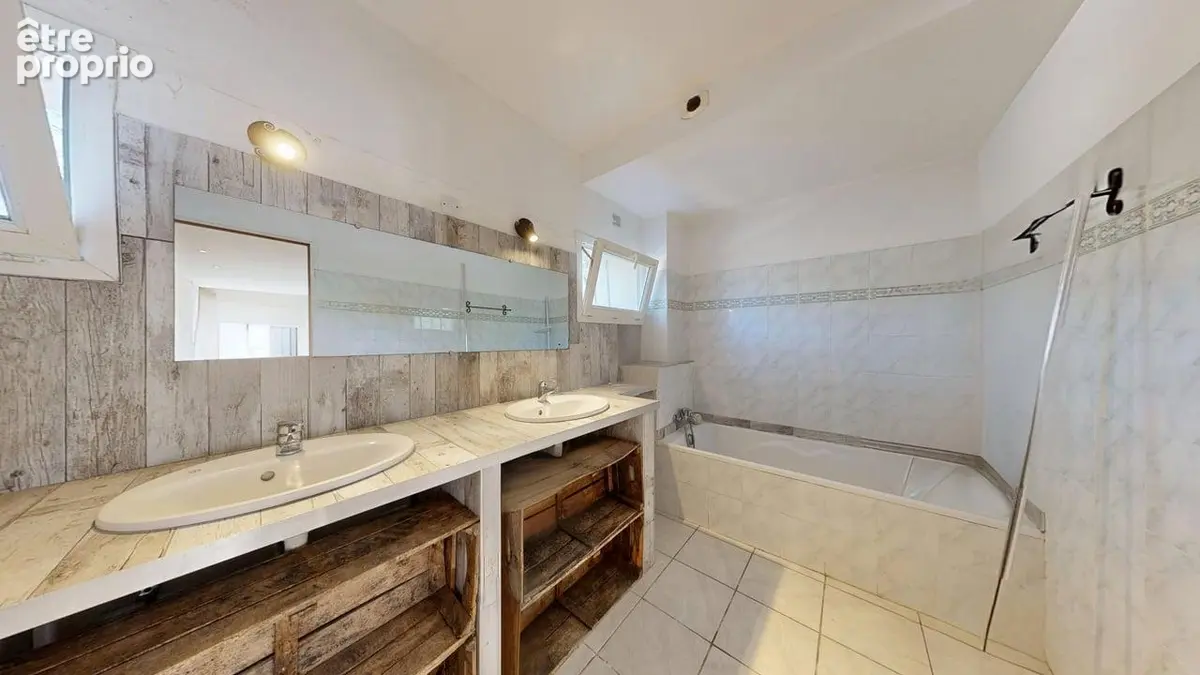 Exclusivité  Bel appartement T3 avec jardin privatif au coeur de Pernes - photo 8