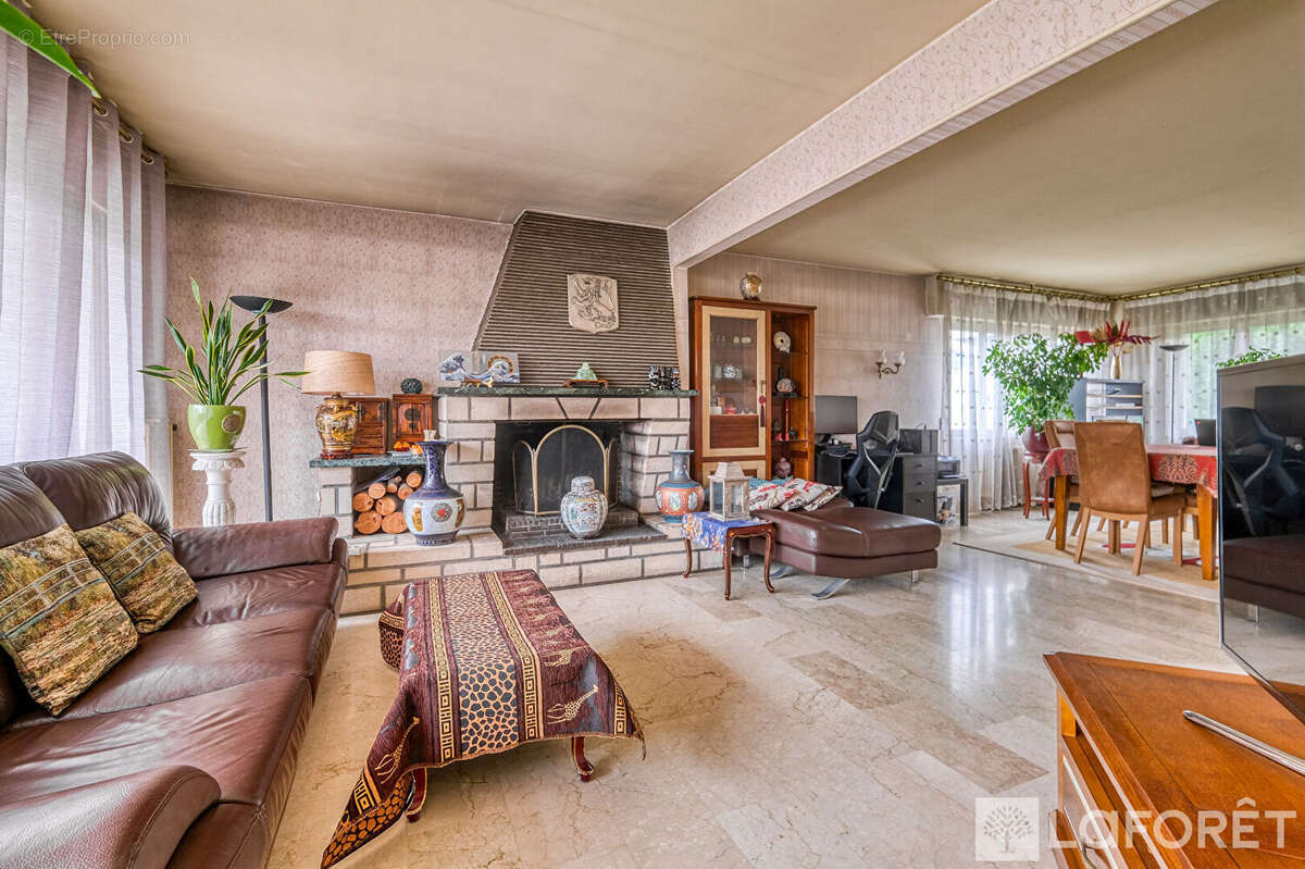 Maison à LIVRY-GARGAN