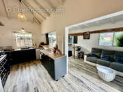 Maison à CAPESTERRE-BELLE-EAU