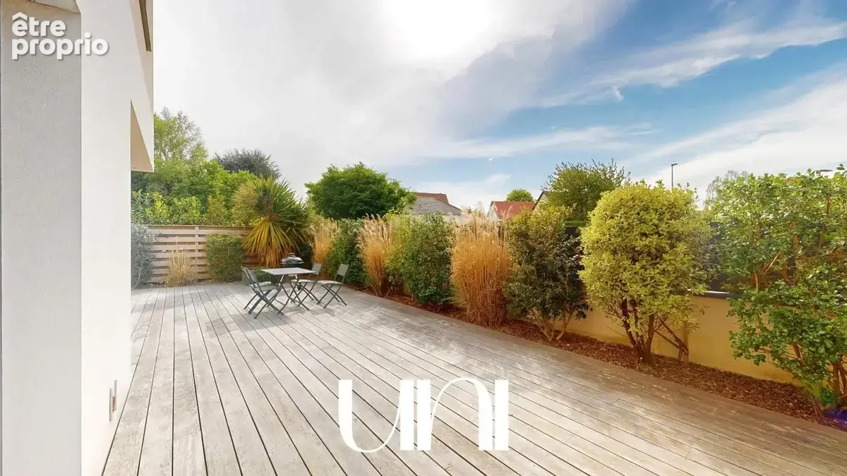 Maison 6 pièces de 167m2 avec garage - Saint-Contest - photo 13