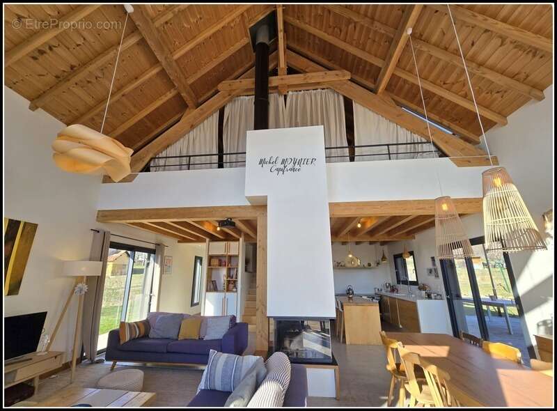 Chalet d’architecture avec vue lac, volumes rares et DPE B - Rare à la vente - photo 55