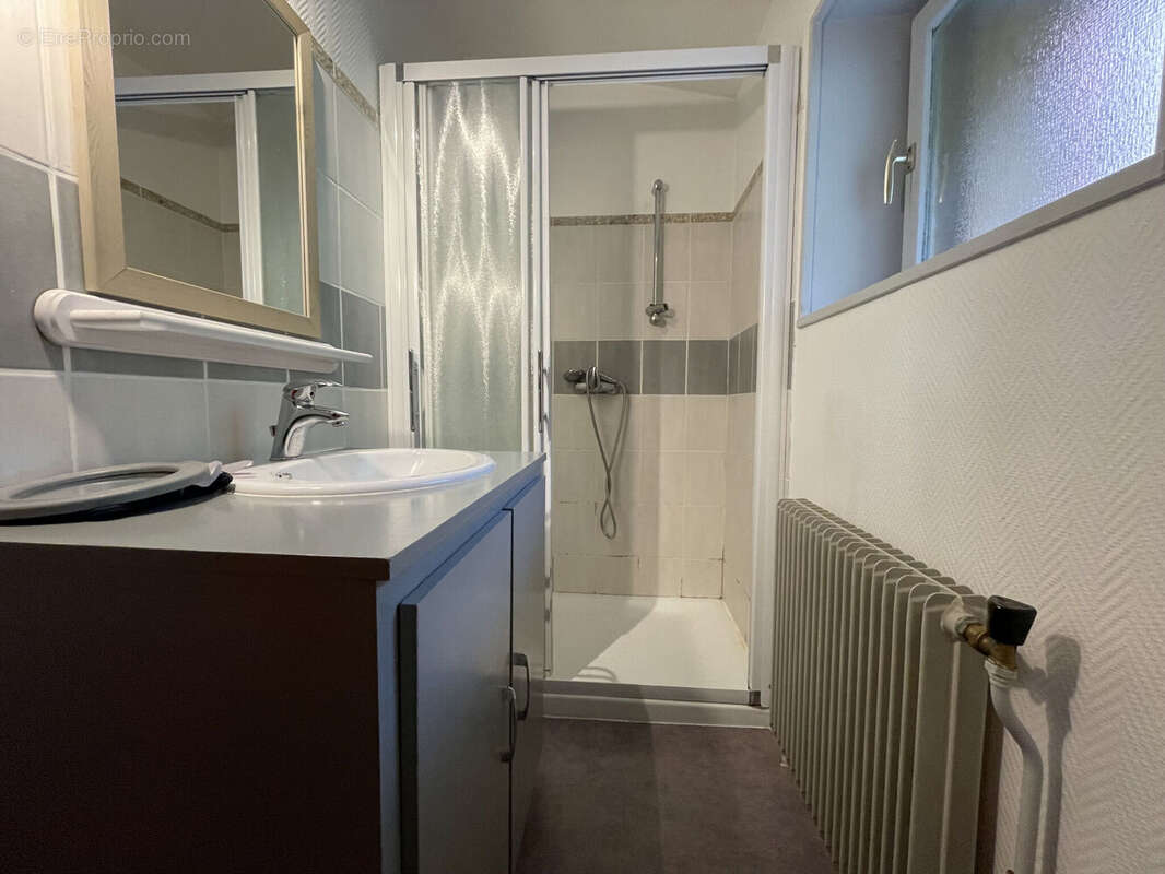 Photo 9 - Maison à COURS-LA-VILLE