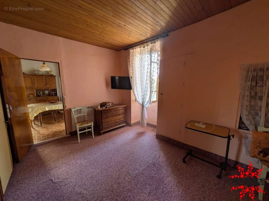 Charmante Maison de Ville avec Vue Panoramique et Grand Garage au Cur de Servian - photo 5