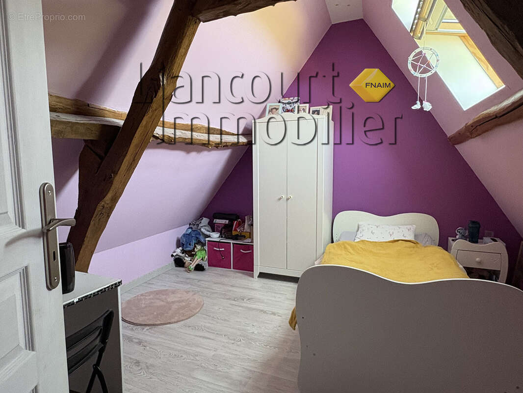 Maison à SAINT-JUST-EN-CHAUSSEE