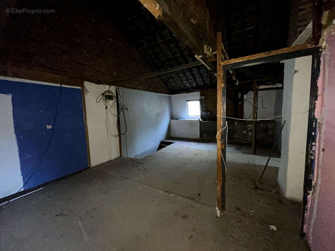 Appartement à GUISE