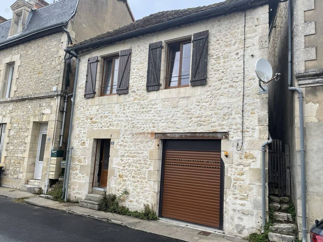 Maison à CHAUVIGNY