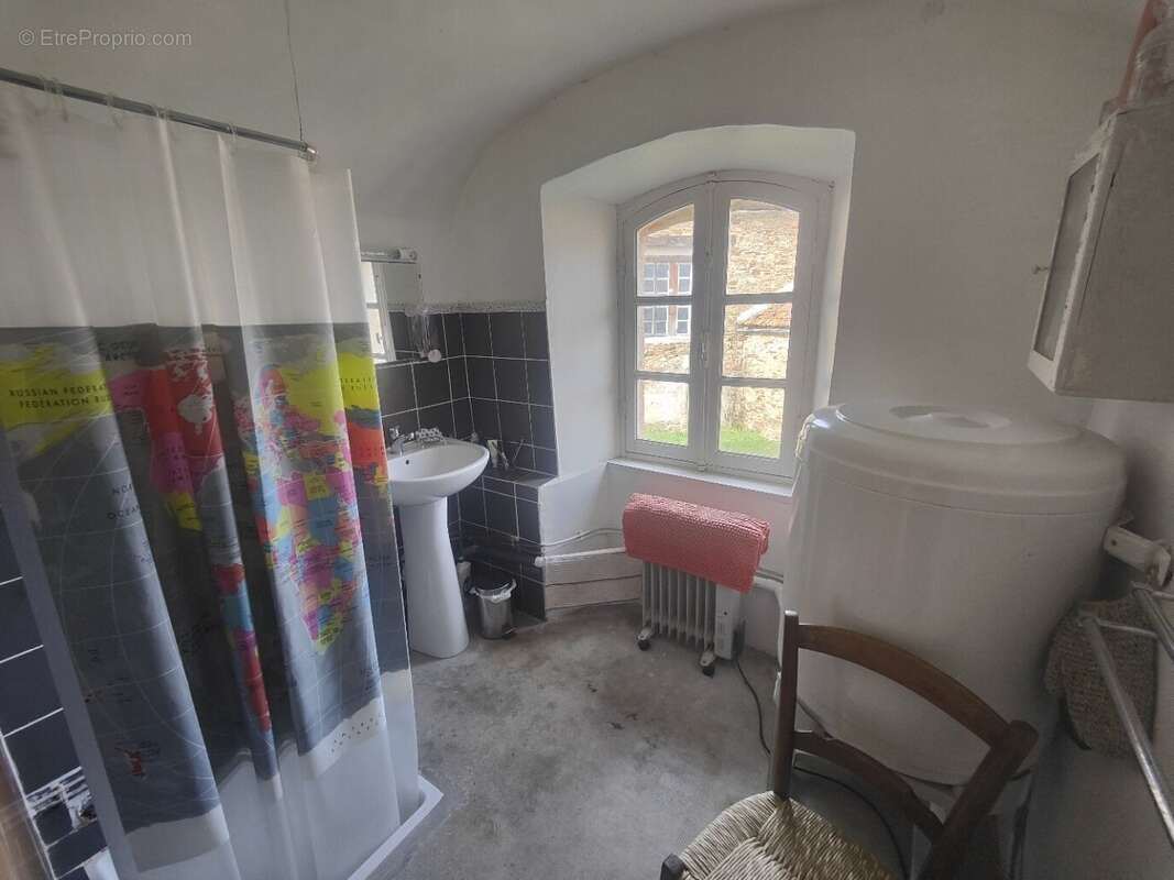 Corps de ferme a renover sur 2948m² - photo 16