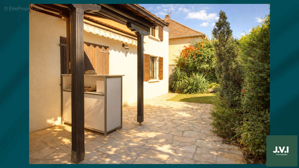 Maison à SAINT-GRATIEN