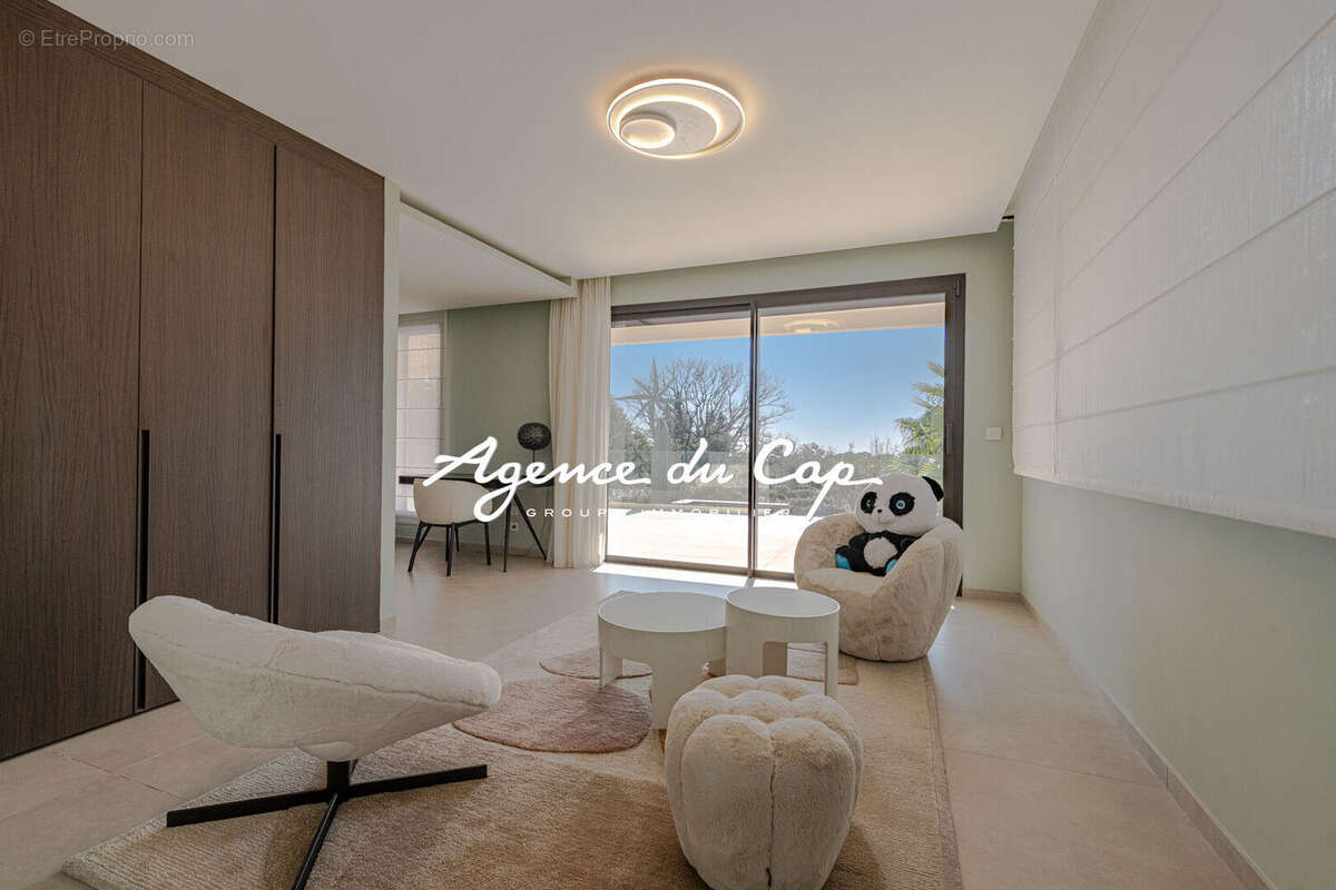 Maison à SAINT-RAPHAEL