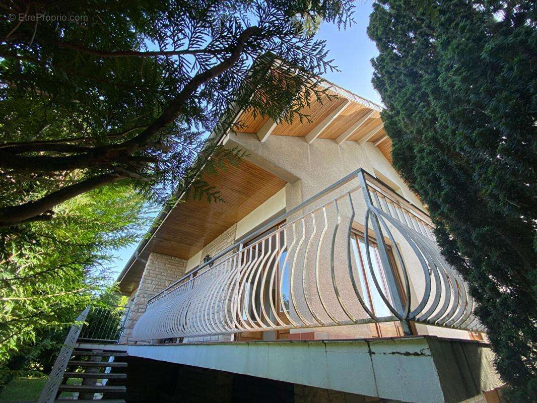 Maison à CHEVIGNY-SAINT-SAUVEUR