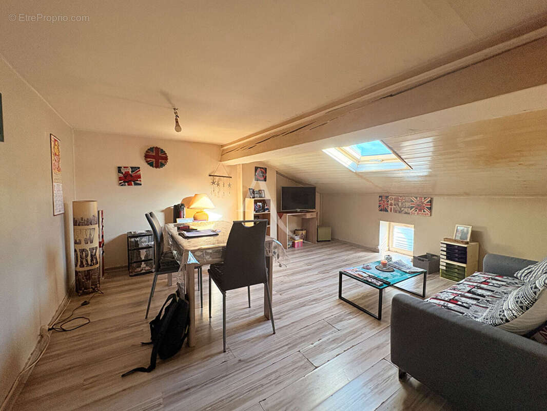 Appartement à CARCASSONNE