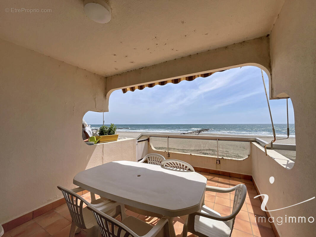Appartement à MAUGUIO