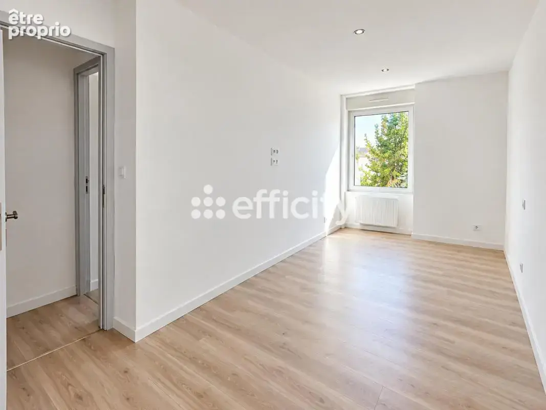 Locaux/Biens immobiliers - photo 7