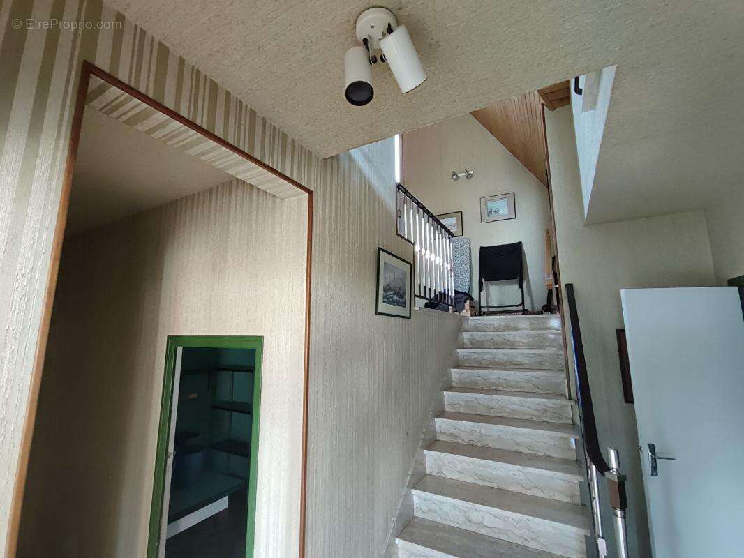 Maison, 29370 Elliant 7 pièce(s)  DPE D - photo 7