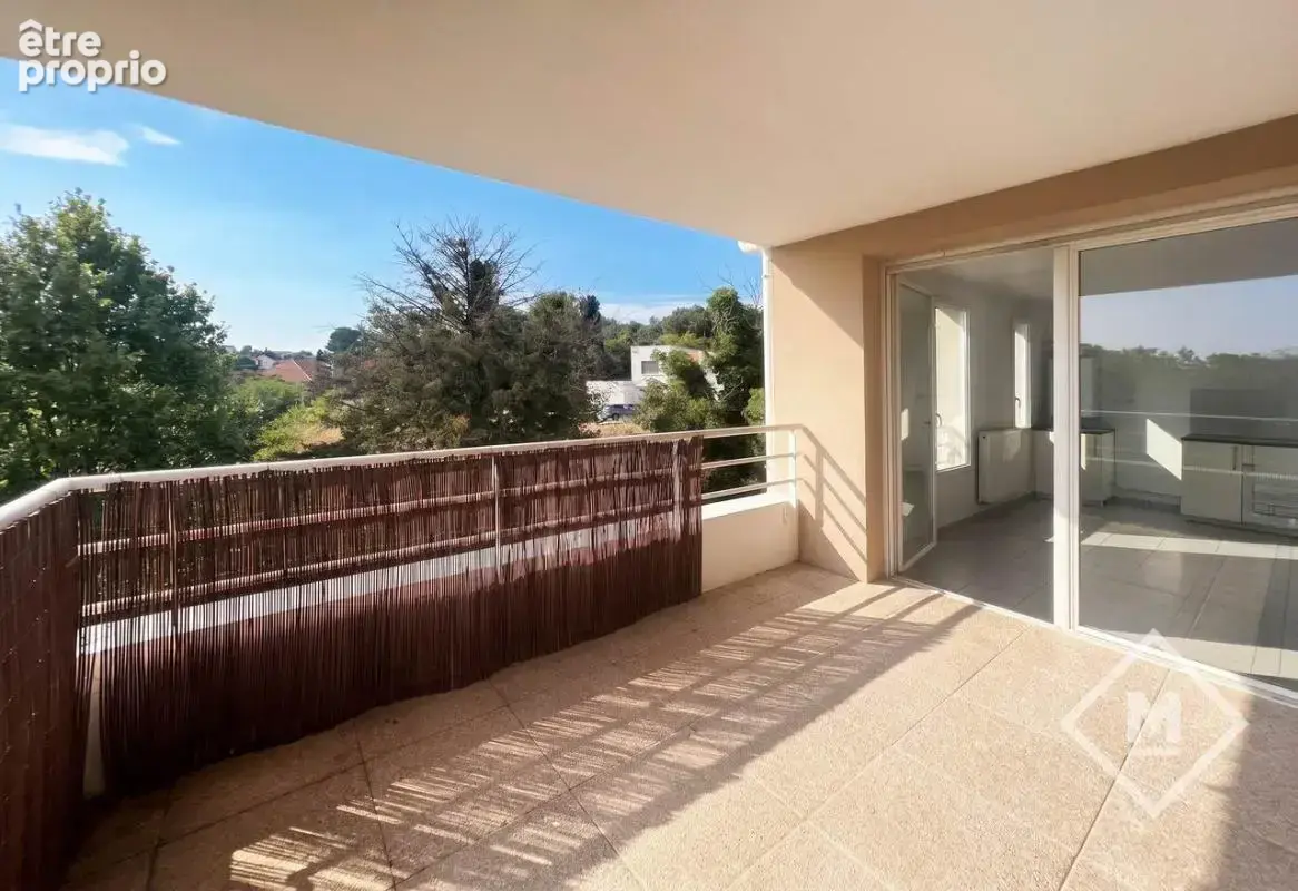 Appartement à MARSEILLE-12E