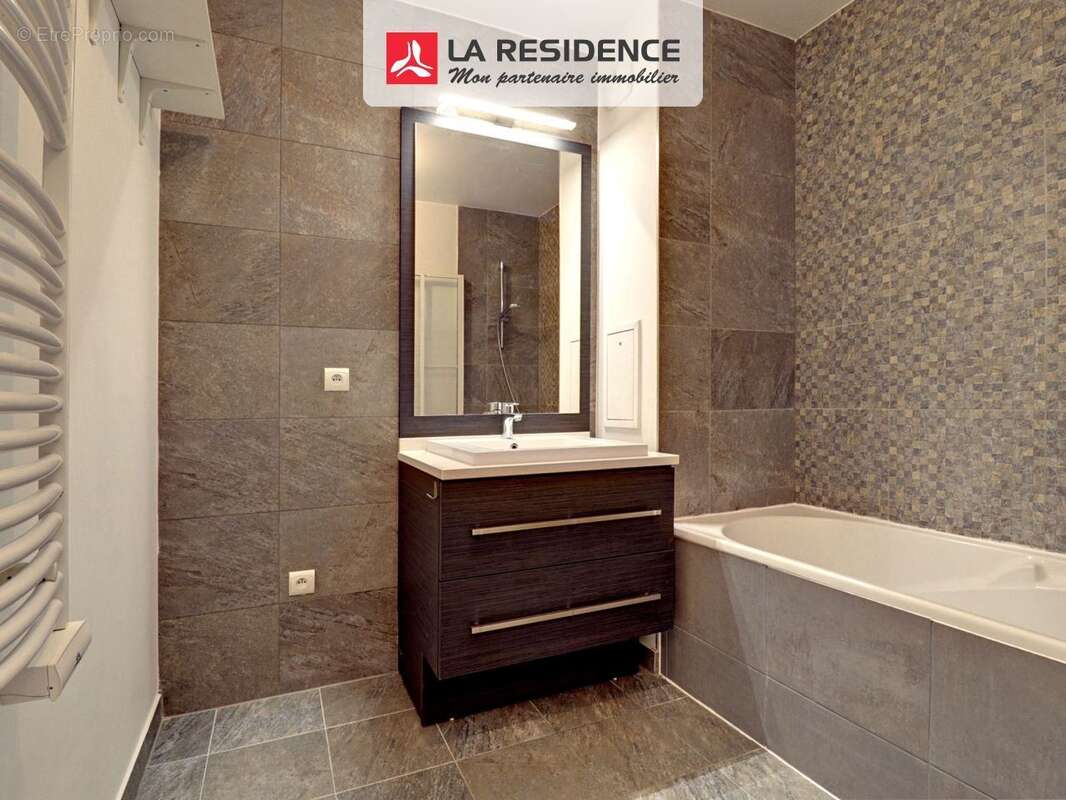 Appartement 56 m² à Velizy-Villacoublay  - photo 9